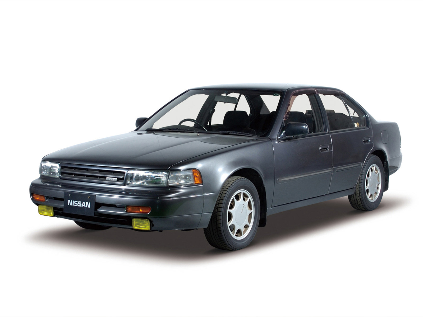 Nissan_maxima_1984-1988_original